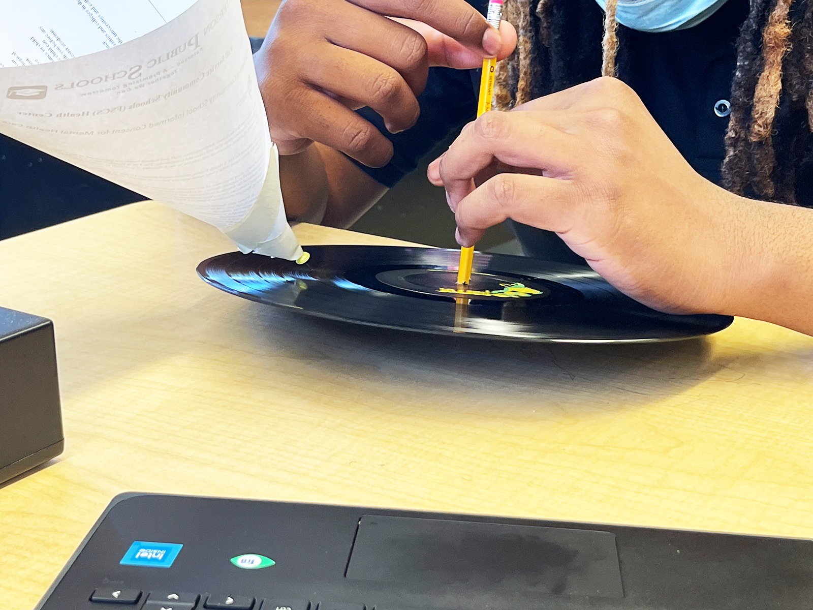 Hands-on sound experiment
